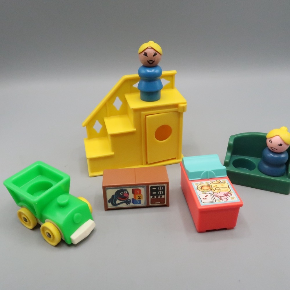 Vintage Fisher Price little people Stairs train TV Nursery table couch girl lot